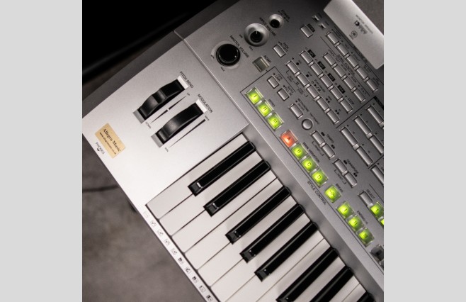 Used Yamaha Tyros 2 Keyboard With MS02 Speakers (SN:GBRALY01152) - Image 6